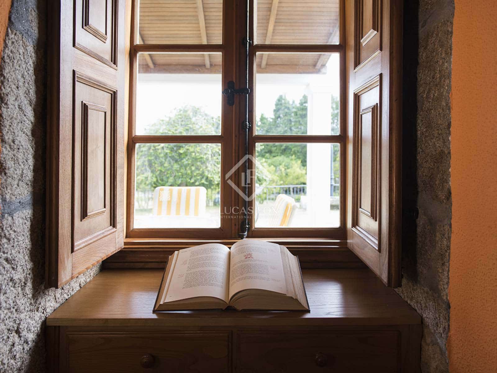 7 soveværelse Villa til salg i Nigran med swimmingpool garage - € 1.700.000 (Ref: 7182844)