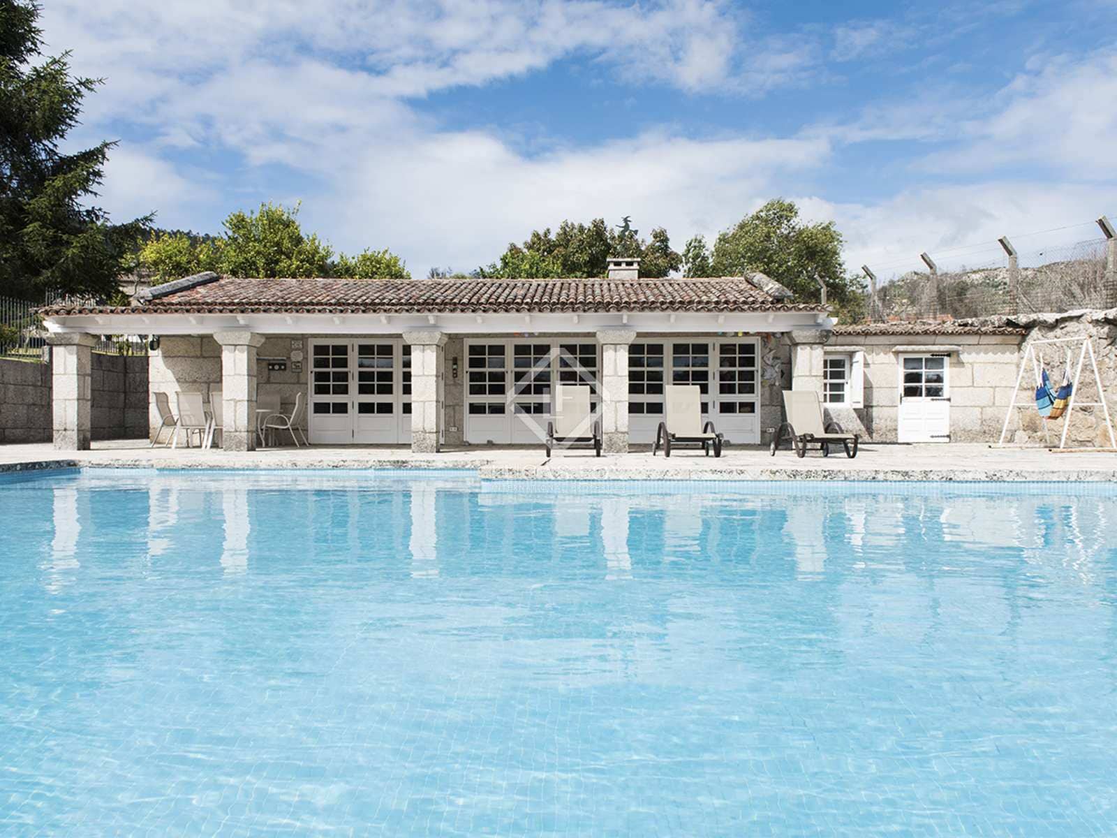 7 soveværelse Villa til salg i Nigran med swimmingpool garage - € 1.700.000 (Ref: 7182844)