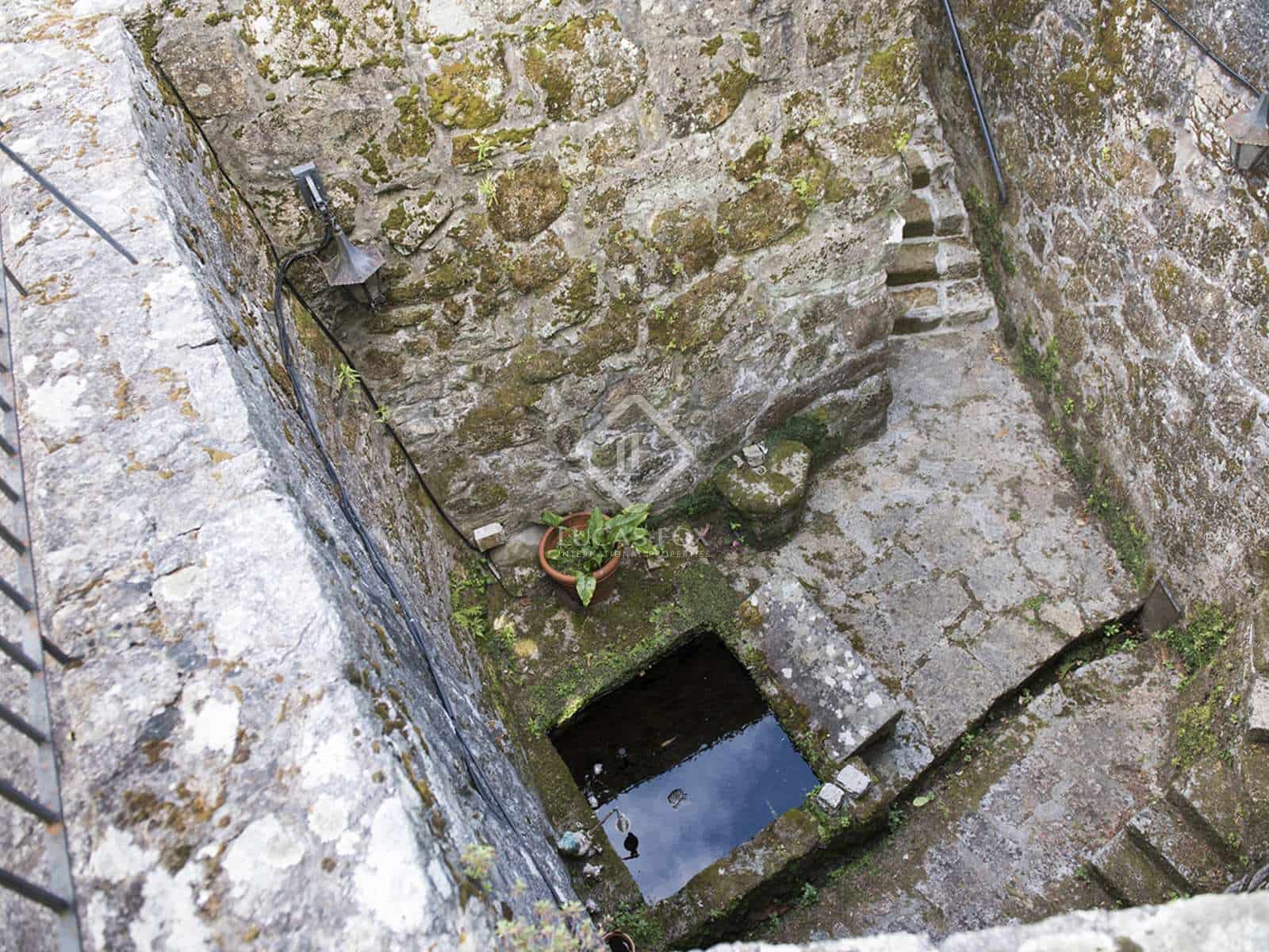 7 soveværelse Villa til salg i Nigran med swimmingpool garage - € 1.700.000 (Ref: 7182844)