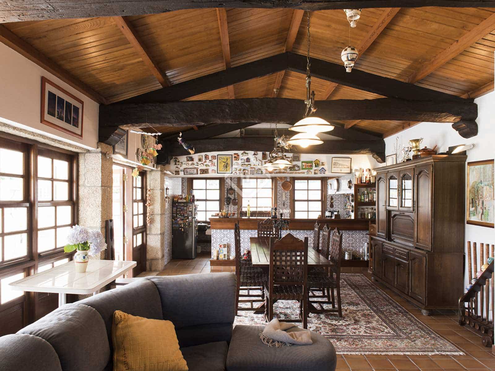 7 soveværelse Villa til salg i Nigran med swimmingpool garage - € 1.700.000 (Ref: 7182844)