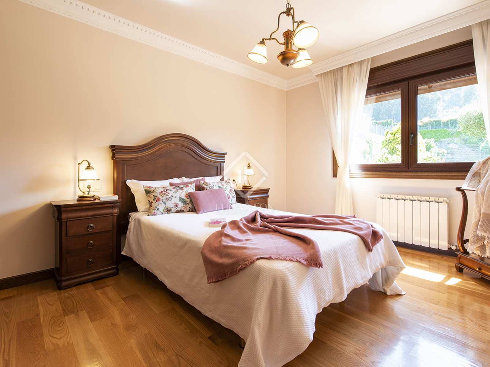 4 soveværelse Villa til salg i Gondomar med swimmingpool garage - € 750.000 (Ref: 7182849)