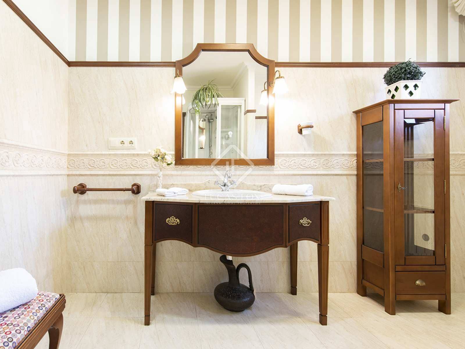 4 soveværelse Villa til salg i Gondomar med swimmingpool garage - € 750.000 (Ref: 7182849)