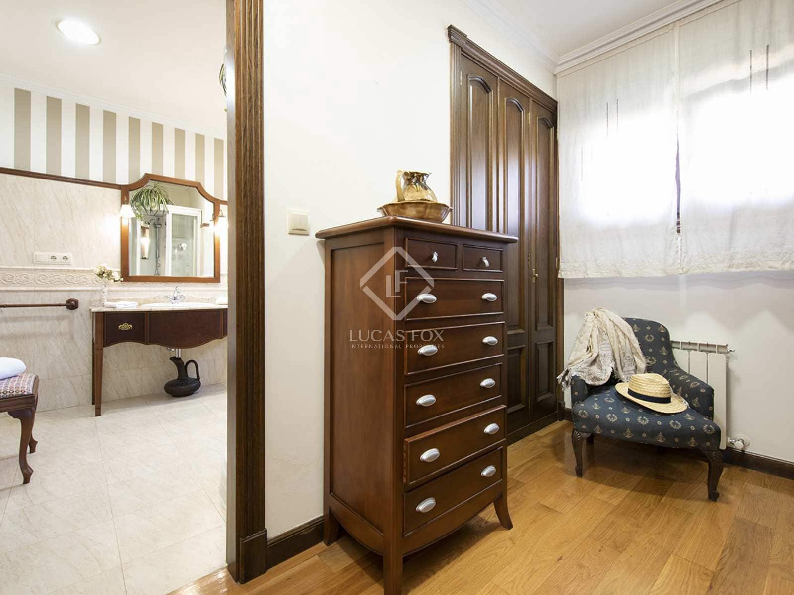 4 soveværelse Villa til salg i Gondomar med swimmingpool garage - € 750.000 (Ref: 7182849)