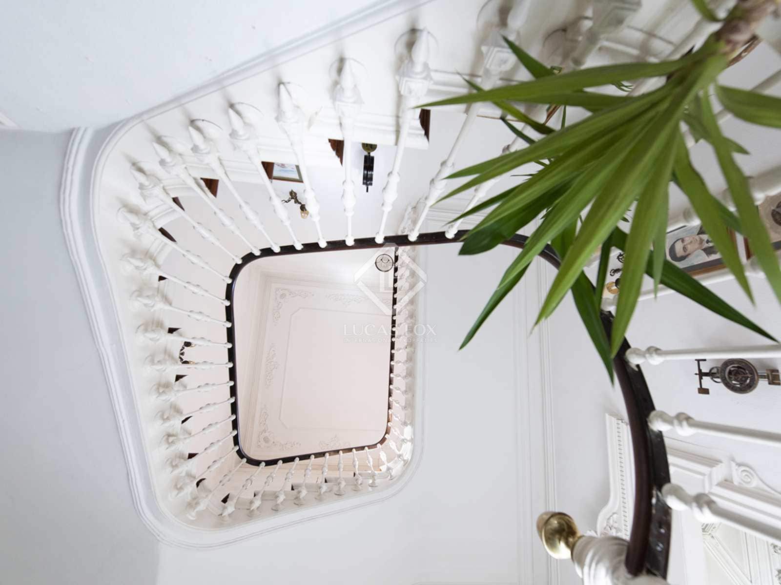 5 sovrum Villa till salu i O Porrino med garage - 1 850 000 € (Ref: 7182852)