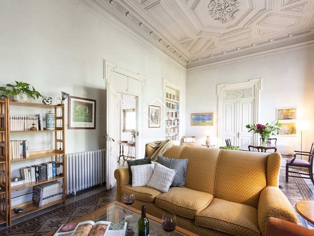 5 bedroom Villa for sale in O Porriño with garage - € 1,850,000 (Ref: 7182852)