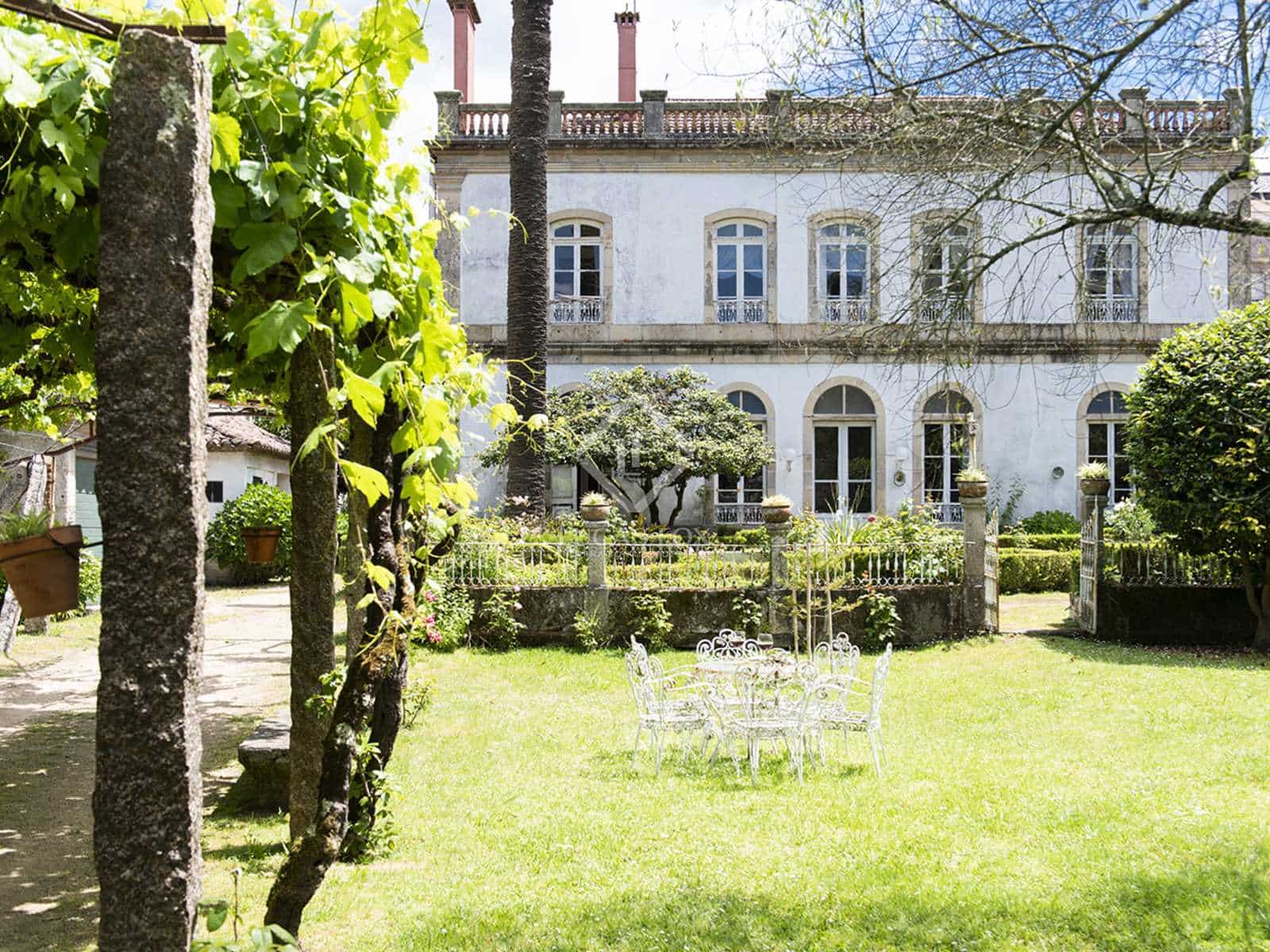 5 sovrum Villa till salu i O Porrino med garage - 1 850 000 € (Ref: 7182852)