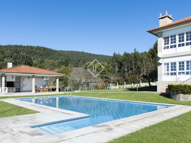 6 makuuhuone Huvila myytävänä paikassa Samieira, Poio - 1 400 000 € (Ref: 7182855)