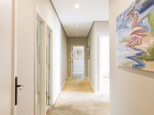 4 bedroom Apartment for sale in Vigo - € 1,200,000 (Ref: 7182863)