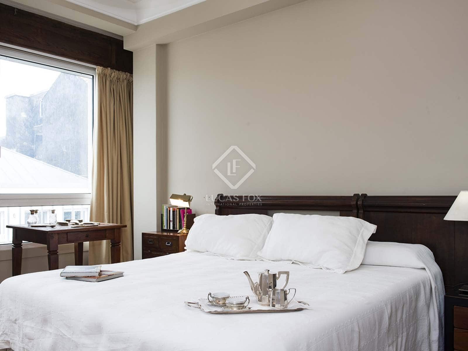 Apartamento de 4 habitaciones en Vigo en venta - 1.200.000 € (Ref: 7182863)