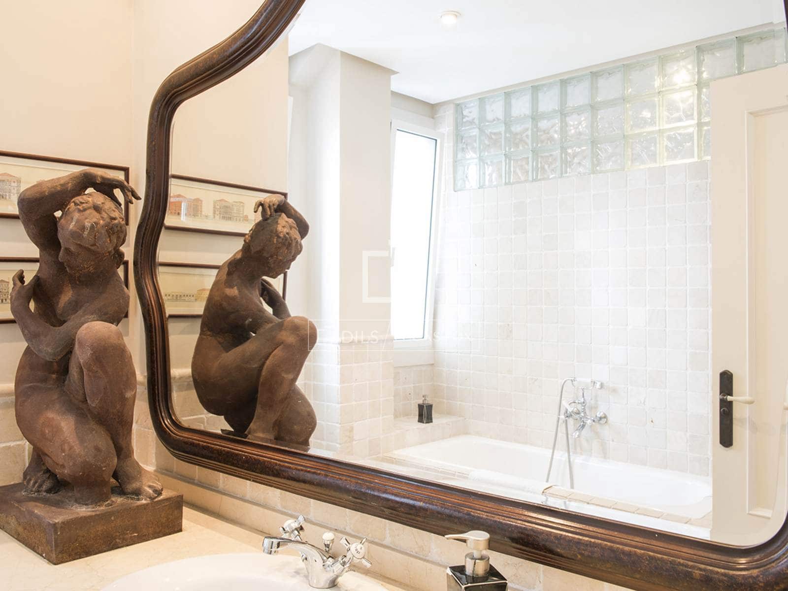 Apartamento de 4 habitaciones en Vigo en venta - 1.200.000 € (Ref: 7182863)