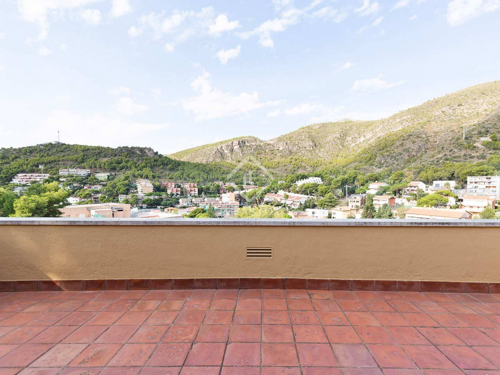 7 bedroom Villa for sale in Castelldefels with pool garage - € 1,900,000 (Ref: 7200125)