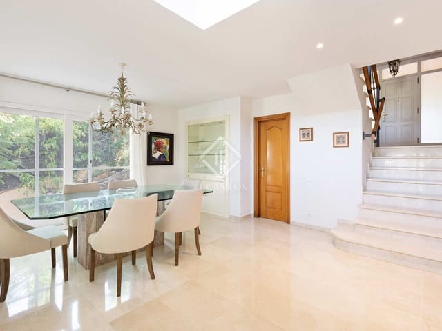 7 chambre Villa/Maison à vendre à Castelldefels avec piscine garage - 1 900 000 € (Ref: 7200125)