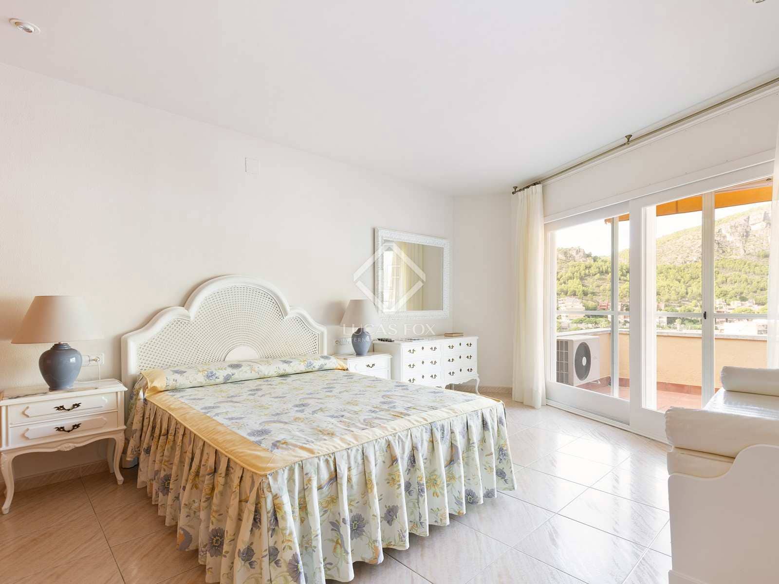 7 bedroom Villa for sale in Castelldefels with pool garage - € 1,900,000 (Ref: 7200125)