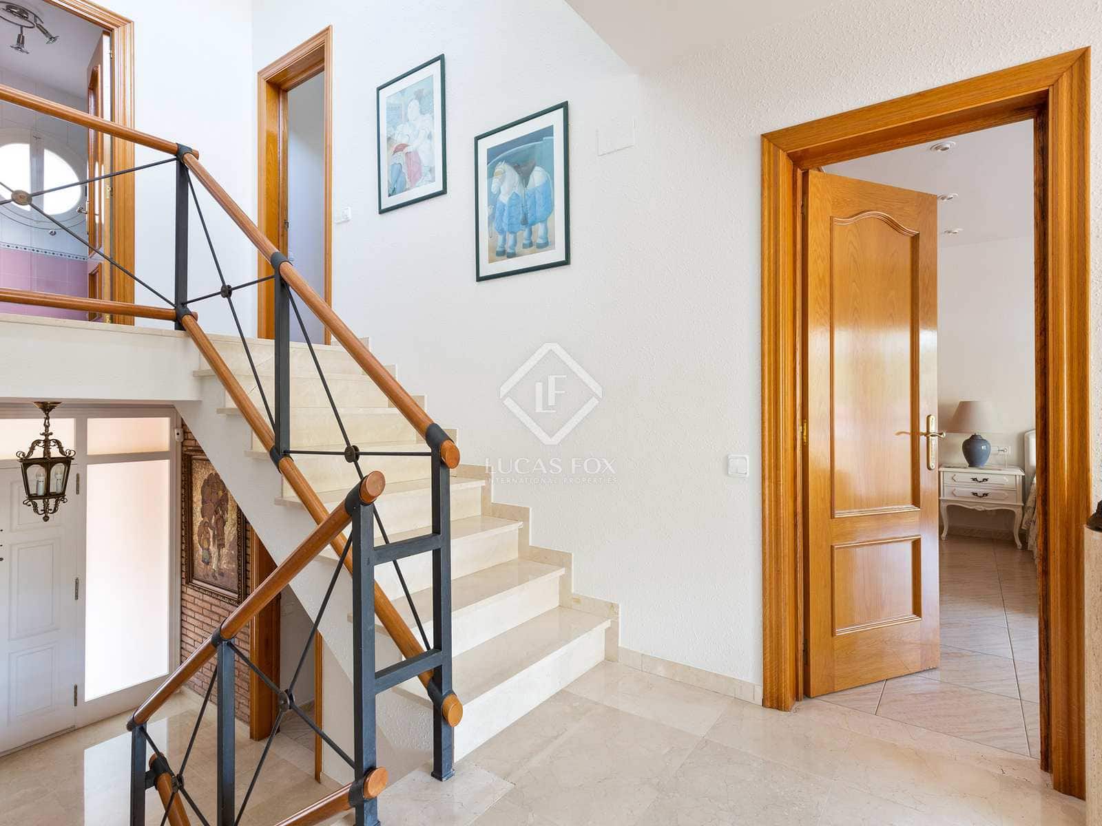 7 bedroom Villa for sale in Castelldefels with pool garage - € 1,900,000 (Ref: 7200125)