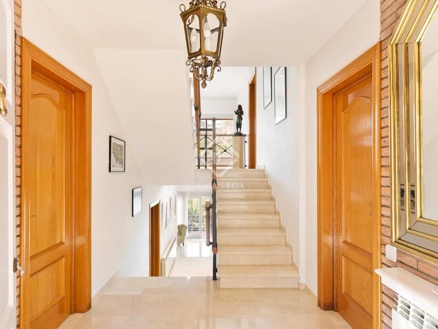 7 chambre Villa/Maison à vendre à Castelldefels avec piscine garage - 1 900 000 € (Ref: 7200125)