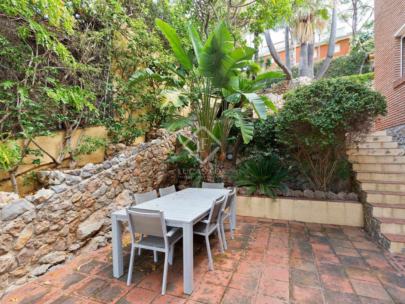 7 bedroom Villa for sale in Castelldefels with pool garage - € 1,900,000 (Ref: 7200125)