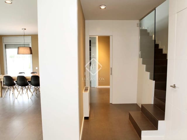 4 sypialnia Willa na sprzedaż w Cambrils z basenem garażem - 1 250 000 € (Ref: 7203159)