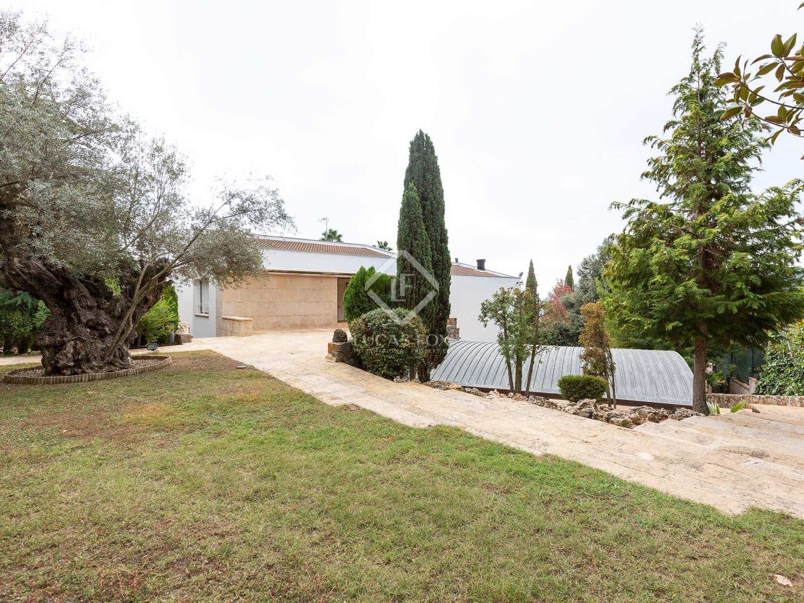 7 soveværelse Villa til salg i Matadepera med swimmingpool garage - € 6.900.000 (Ref: 7205460)