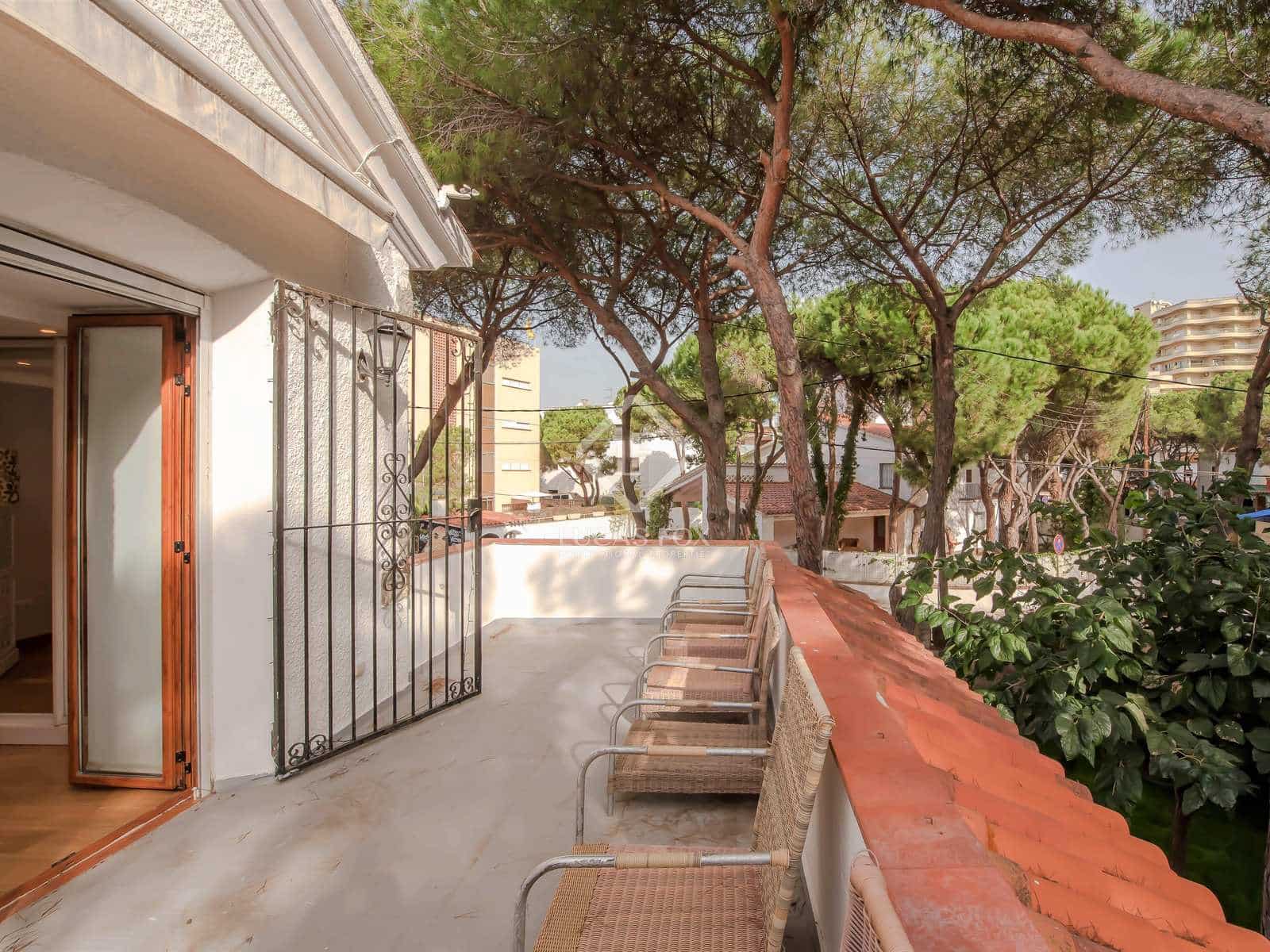 4 slaapkamer Villa te koop in Platja d'Aro met zwembad garage - € 1.300.000 (Ref: 7215566)