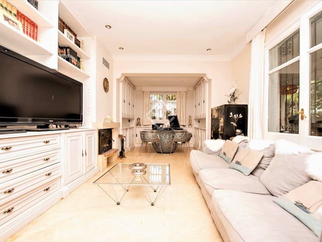 4 Zimmer Villa zu verkaufen in Platja d'Aro, Castell-Platja d'Aro mit Pool Garage - 1.300.000 € (Ref: 7215566)