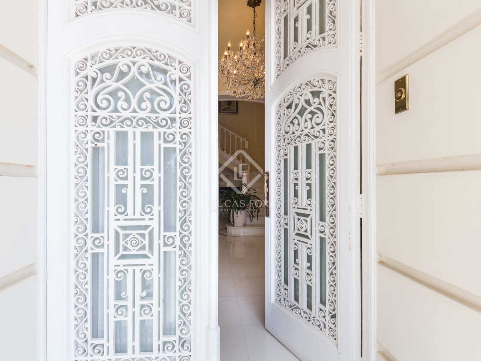 9 soveværelse Finca/Landehus til salg i Sant Just Desvern med swimmingpool garage - € 9.700.000 (Ref: 7225497)