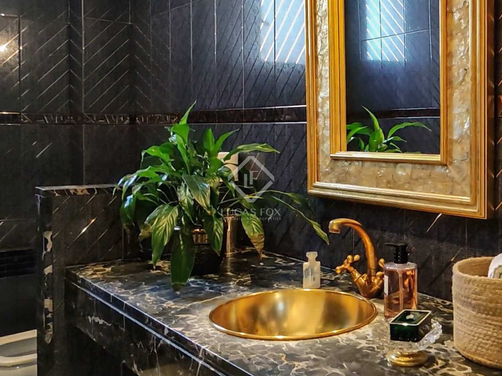 9 soveværelse Finca/Landehus til salg i Sant Just Desvern med swimmingpool garage - € 9.700.000 (Ref: 7225497)