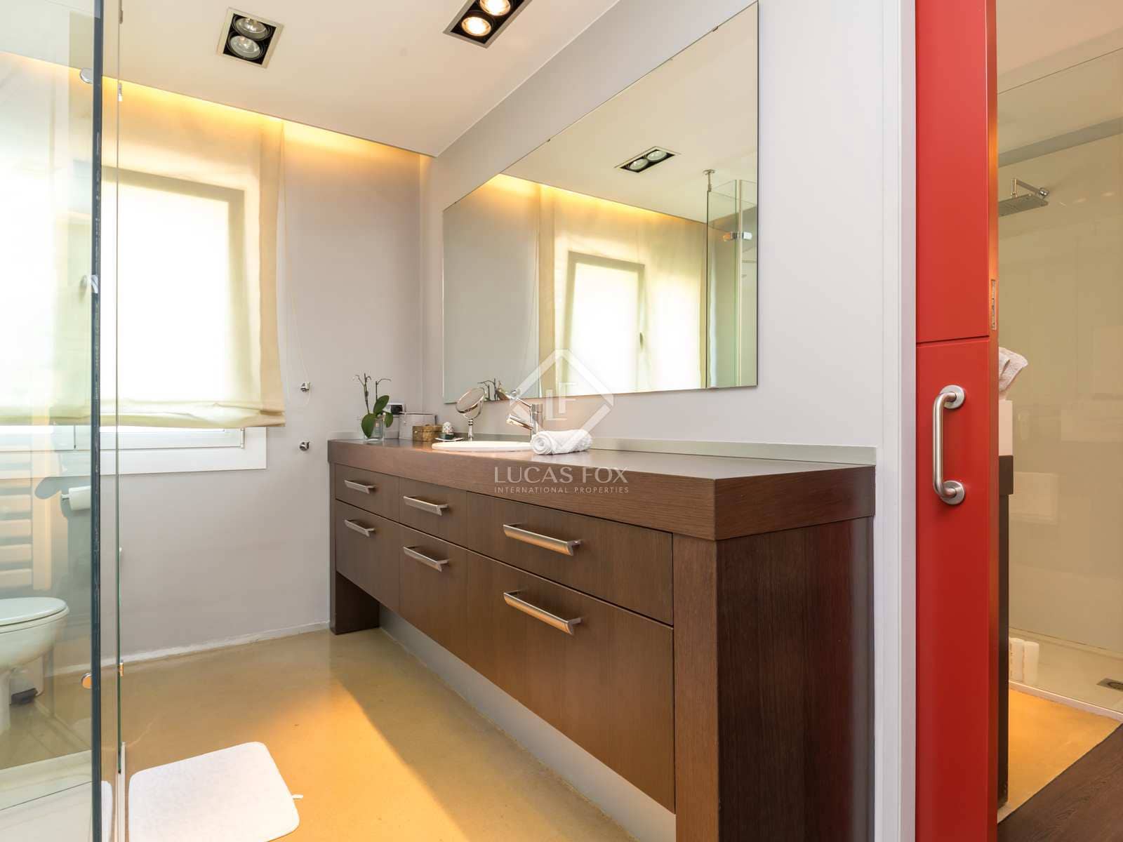 9 soveværelse Finca/Landehus til salg i Sant Just Desvern med swimmingpool garage - € 9.700.000 (Ref: 7225497)