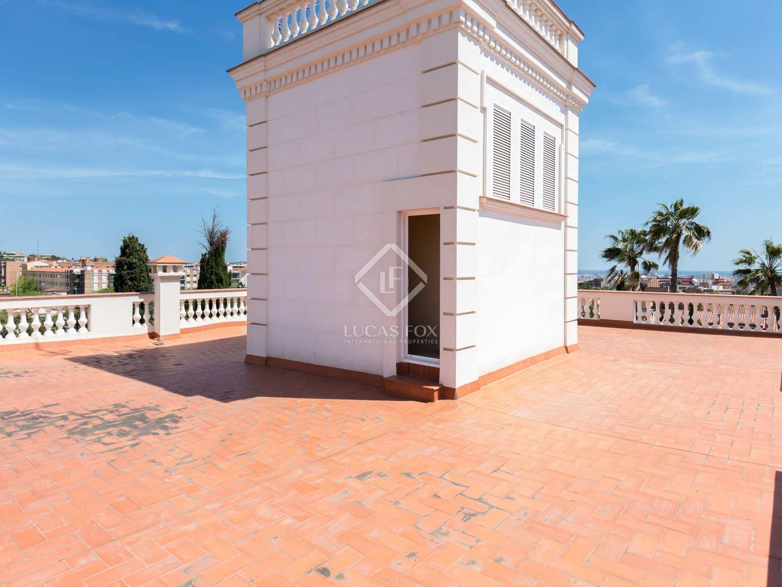 9 soveværelse Finca/Landehus til salg i Sant Just Desvern med swimmingpool garage - € 9.700.000 (Ref: 7225497)