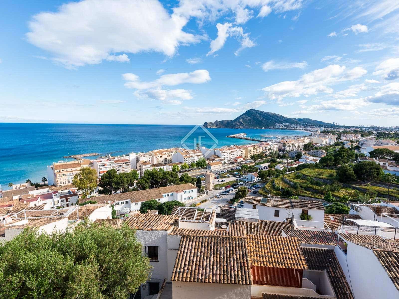 3 bedroom Villa for sale in Altea with pool garage - € 1,450,000 (Ref: 7225818)