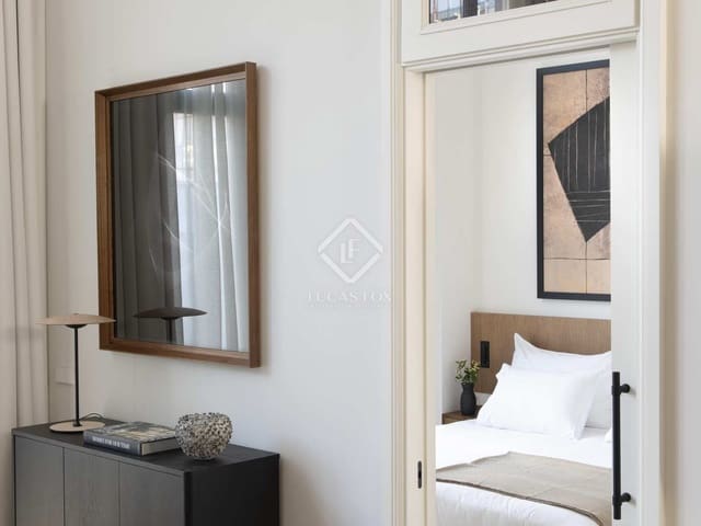 3 slaapkamer Appartement te huur in Barcelona stad - € 14.000 (Ref: 7225820)