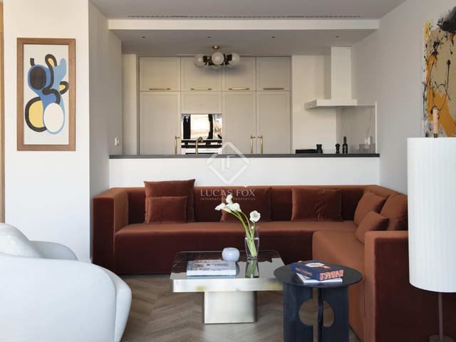 3 slaapkamer Appartement te huur in Barcelona stad - € 14.000 (Ref: 7225820)