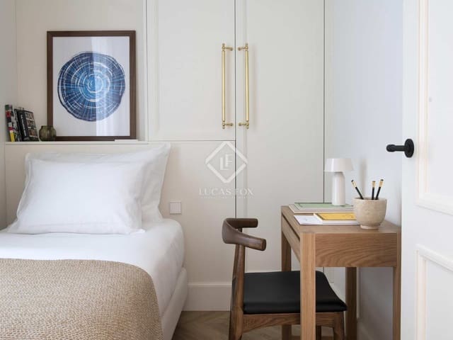 2 makuuhuone Huoneisto vuokrattavana paikassa Barcelona kaupunki - 10 000 € (Ref: 7225821)