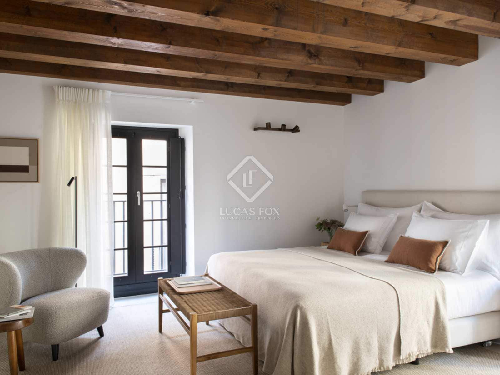 3 soveværelse Penthouse til leje i Barcelona by med swimmingpool - € 20.000 (Ref: 7225828)