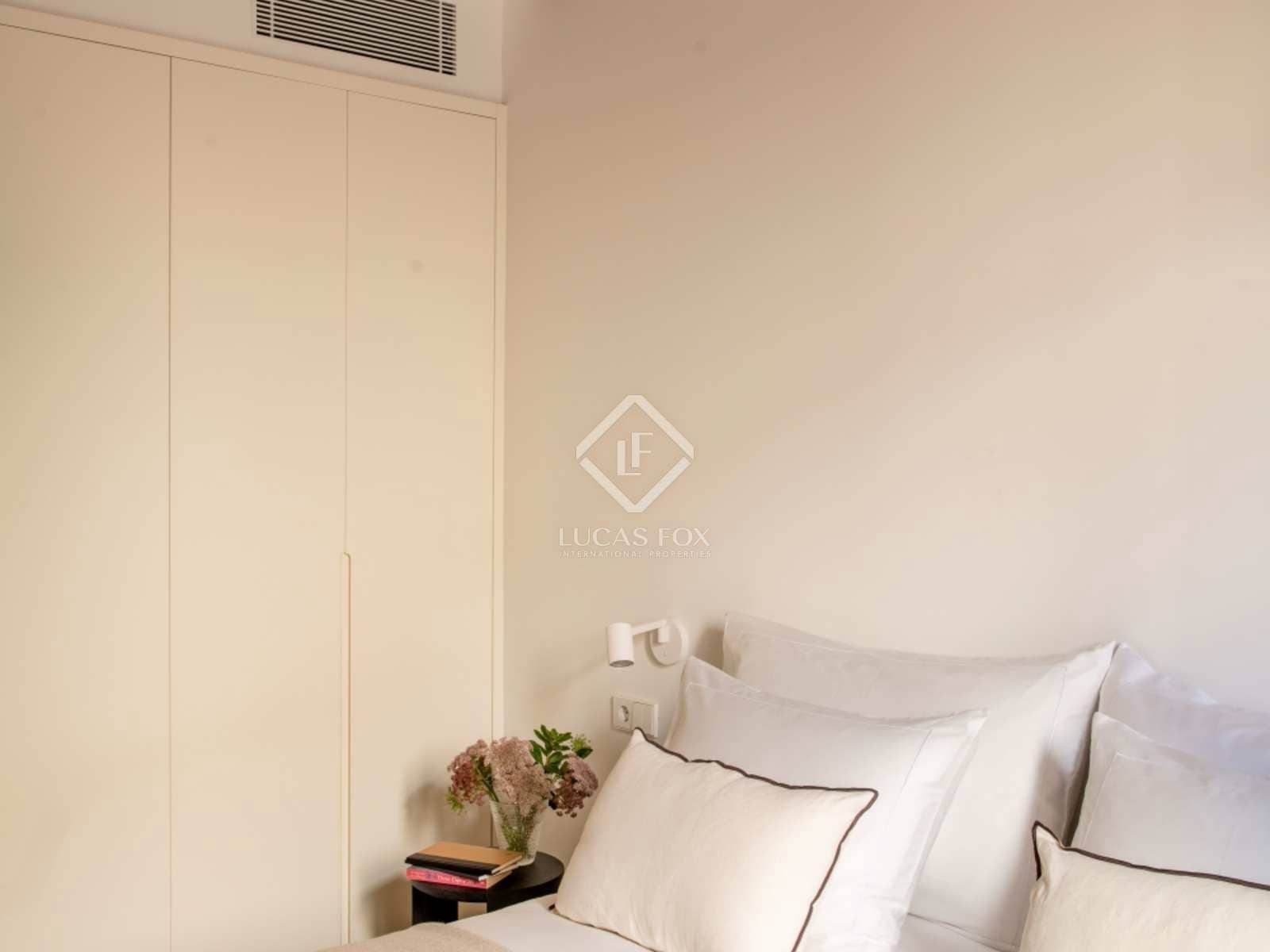 3 soveværelse Penthouse til leje i Barcelona by med swimmingpool - € 20.000 (Ref: 7225828)