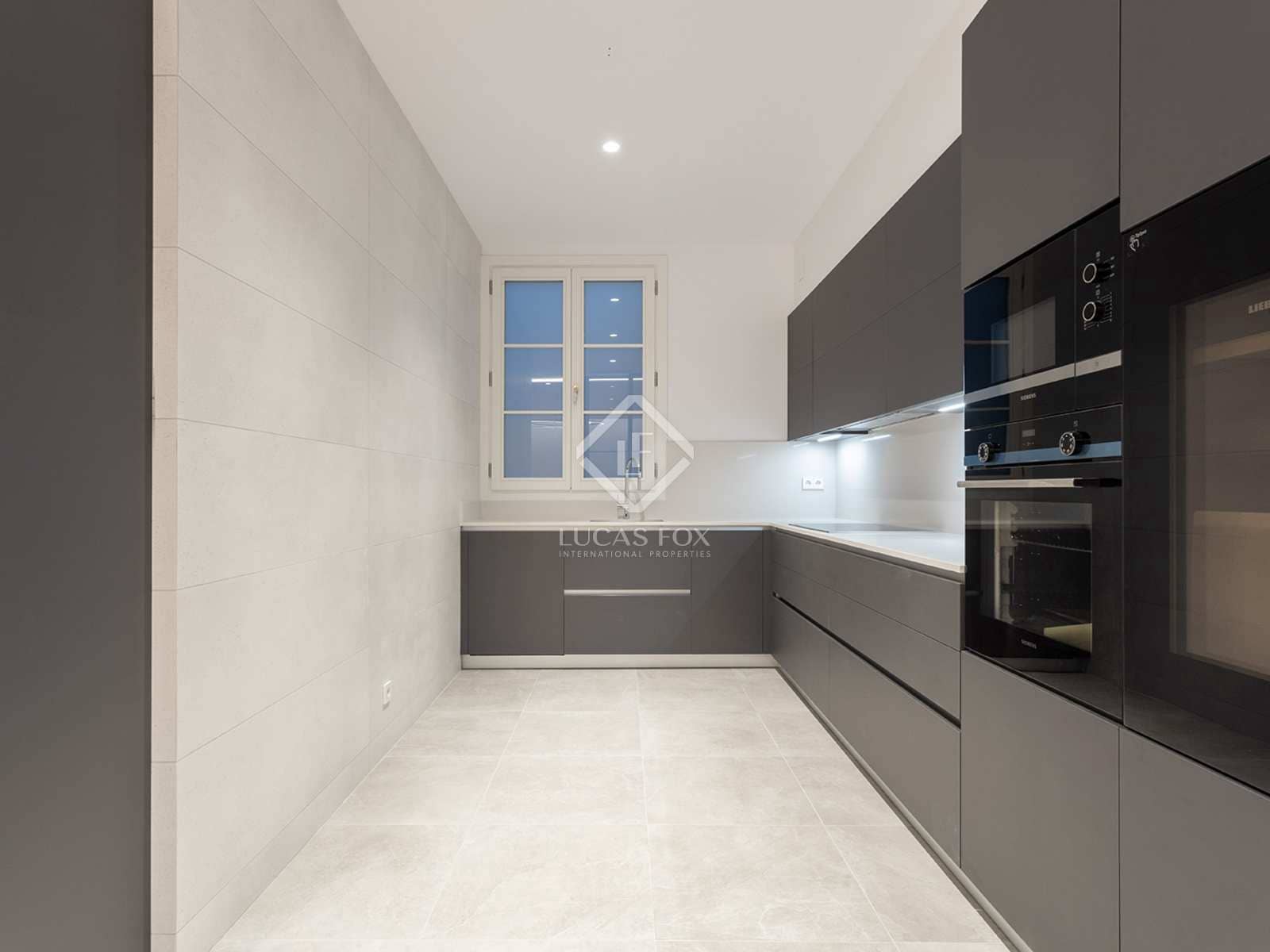 3 sypialnia Apartament do wynajęcia w Miasto Barcelona - 8 000 € (Ref: 7225839)