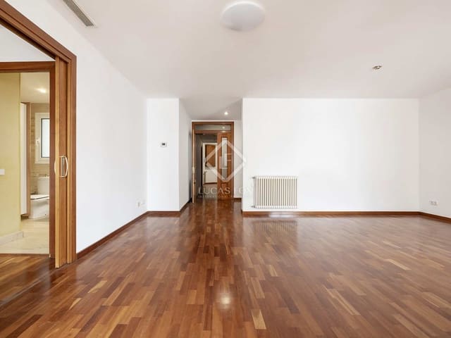 3 soveværelse Lejlighed til leje i Barcelona by - € 2.389 (Ref: 7225842)