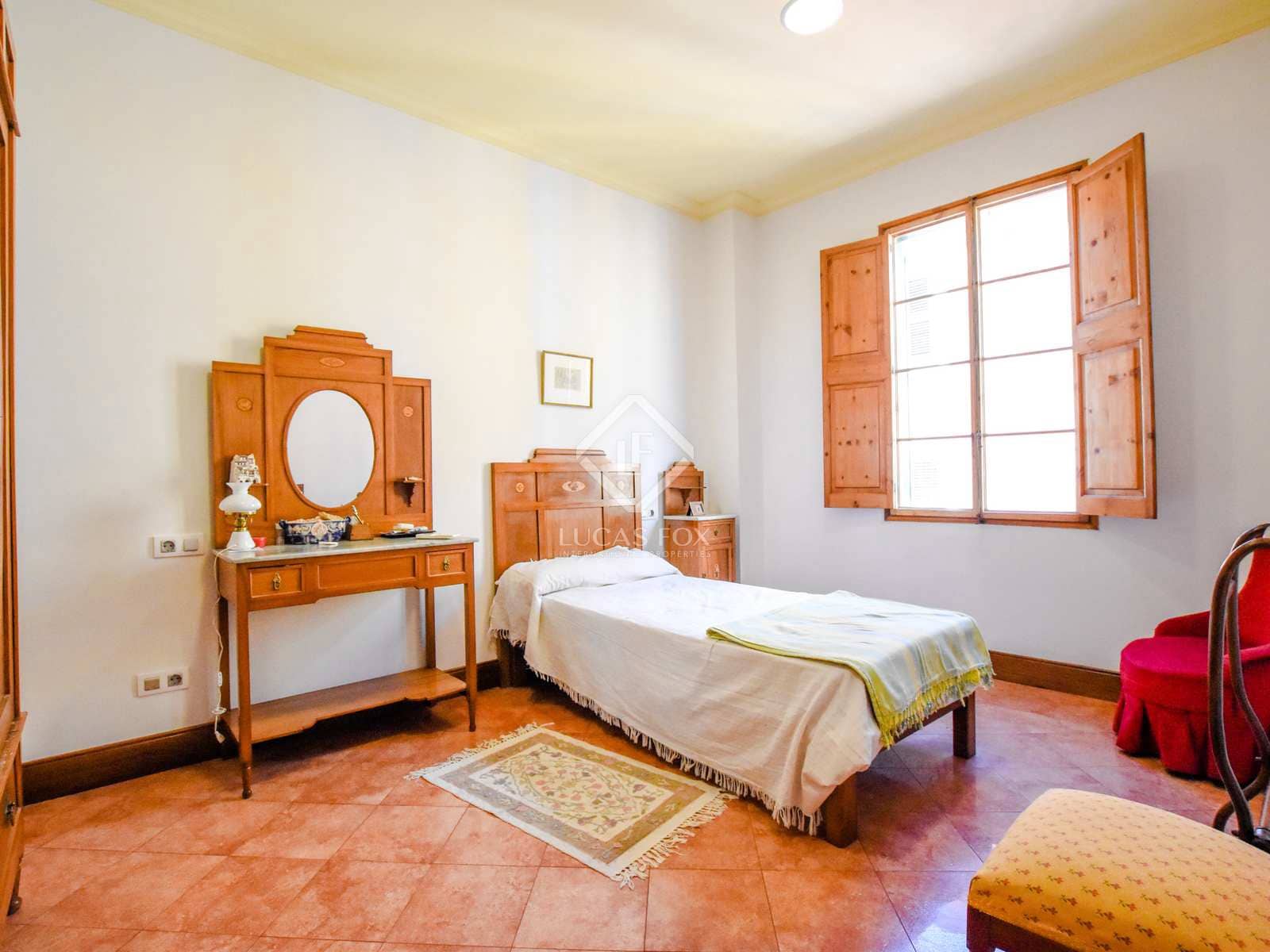4 bedroom Villa for rent in Ciutadella de Menorca - € 2,000 (Ref: 7225889)