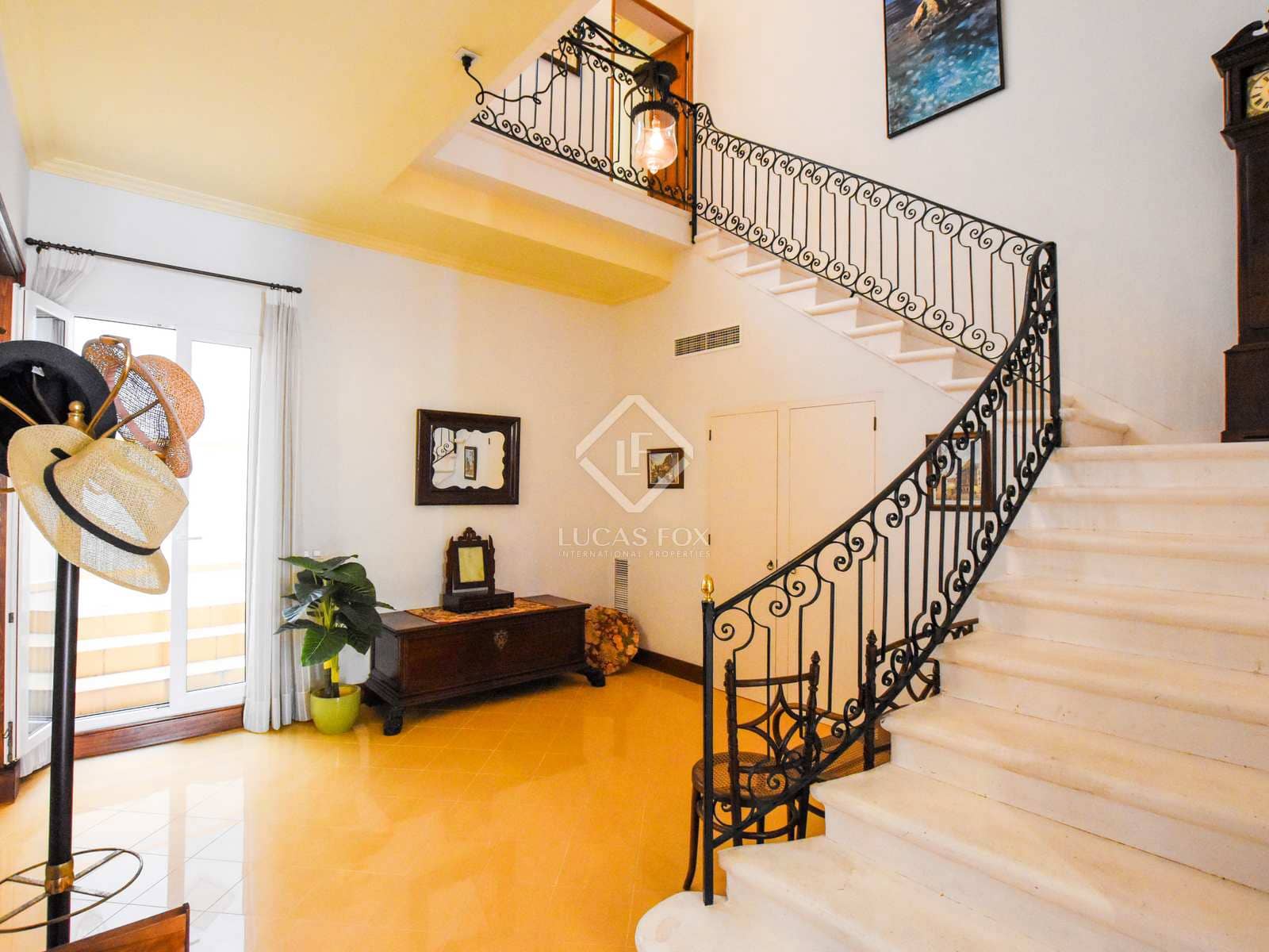 4 bedroom Villa for rent in Ciutadella de Menorca - € 2,000 (Ref: 7225889)