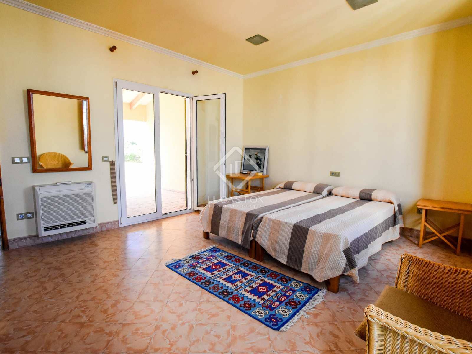 4 bedroom Villa for rent in Ciutadella de Menorca - € 2,000 (Ref: 7225889)