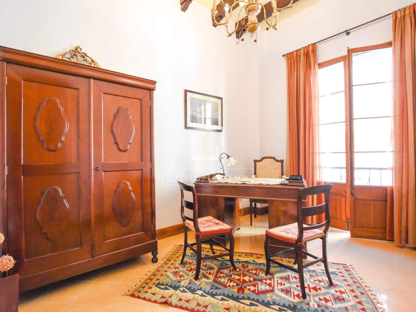 4 bedroom Villa for rent in Ciutadella de Menorca - € 2,000 (Ref: 7225889)