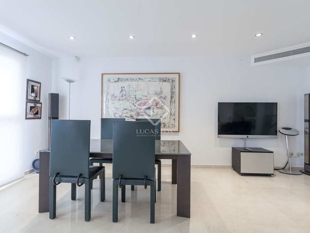 3 sovrum Takvåning att hyra i Valencia stad - 4 500 € (Ref: 7225917)