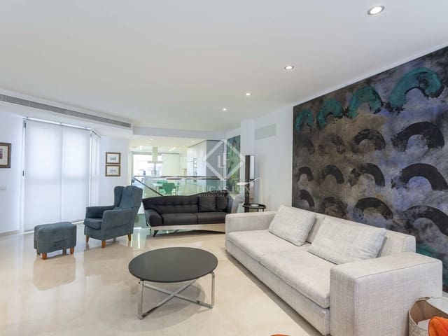 3 sovrum Takvåning att hyra i Valencia stad - 4 500 € (Ref: 7225917)