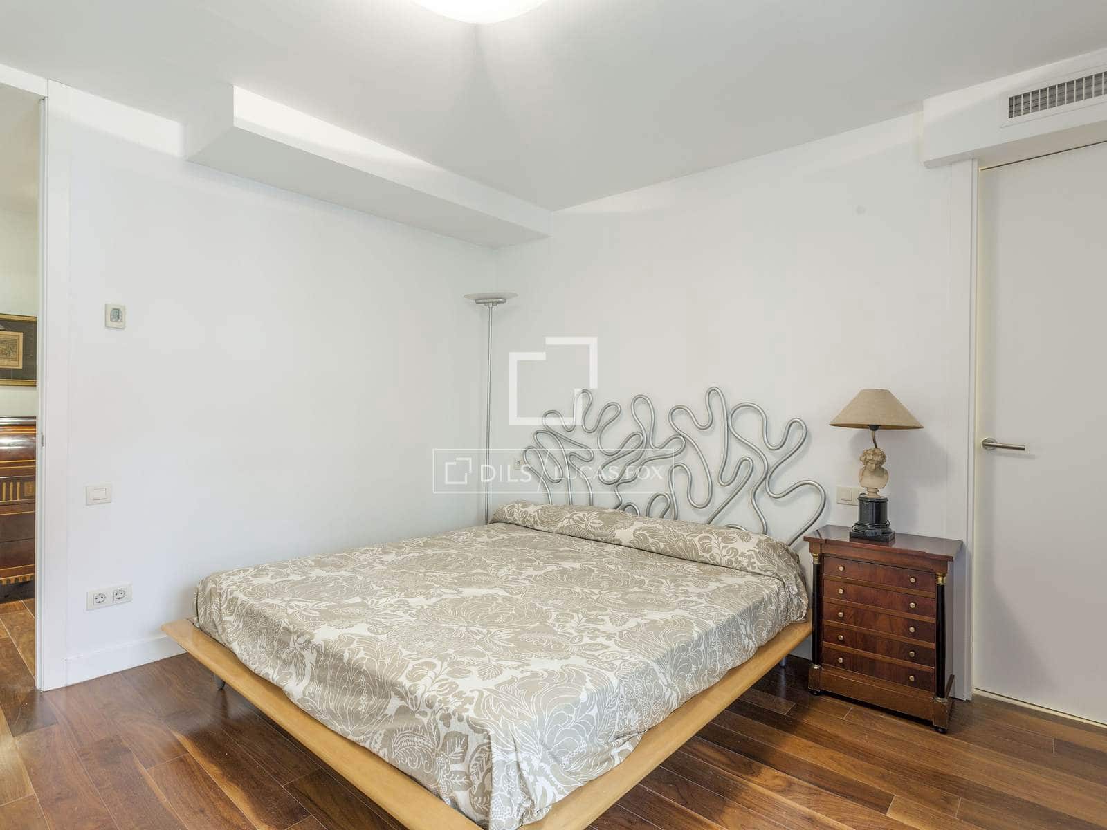 3 sovrum Takvåning att hyra i Valencia stad - 4 500 € (Ref: 7225917)