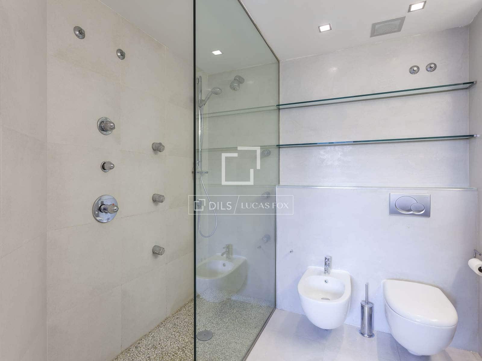 3 sovrum Takvåning att hyra i Valencia stad - 4 500 € (Ref: 7225917)