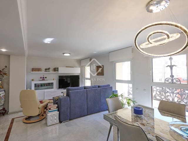 4 sypialnia Apartament do wynajęcia w Miasto Walencja z garażem - 3 200 € (Ref: 7225920)