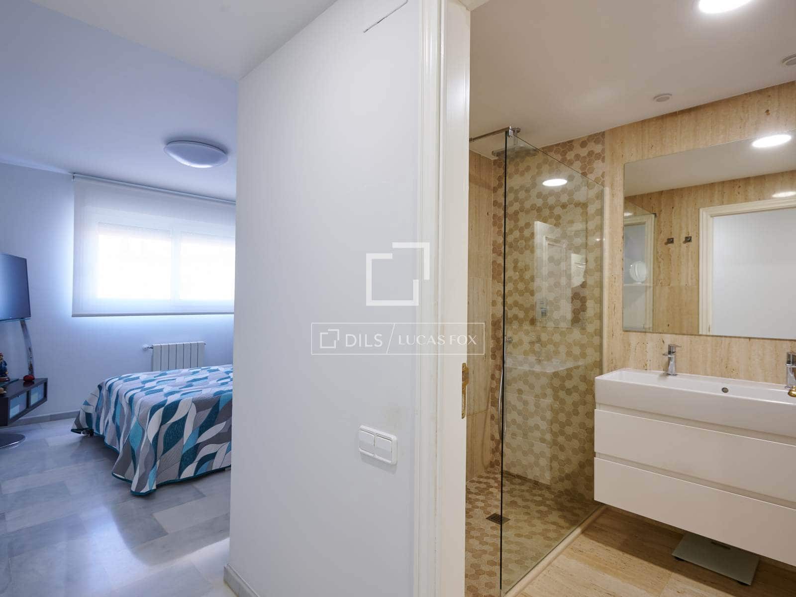 4 sypialnia Apartament do wynajęcia w Miasto Walencja z garażem - 3 200 € (Ref: 7225920)