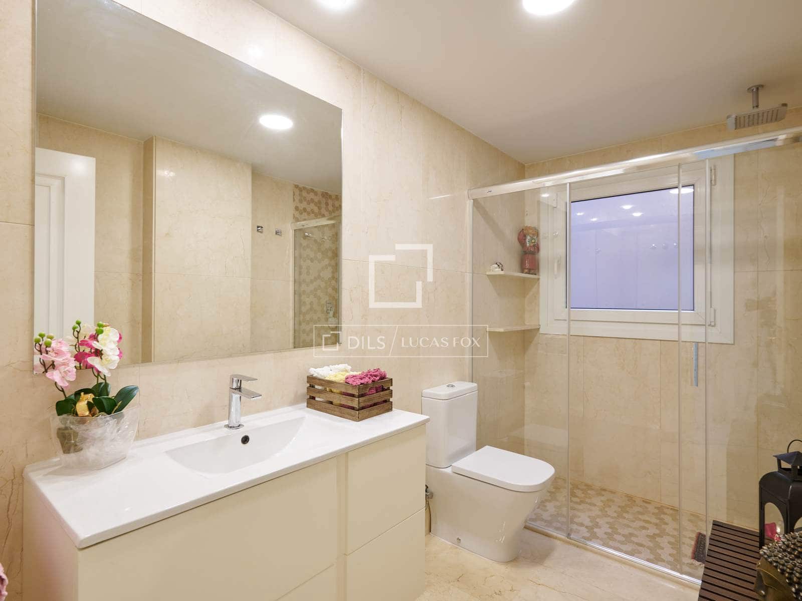 4 sypialnia Apartament do wynajęcia w Miasto Walencja z garażem - 3 200 € (Ref: 7225920)