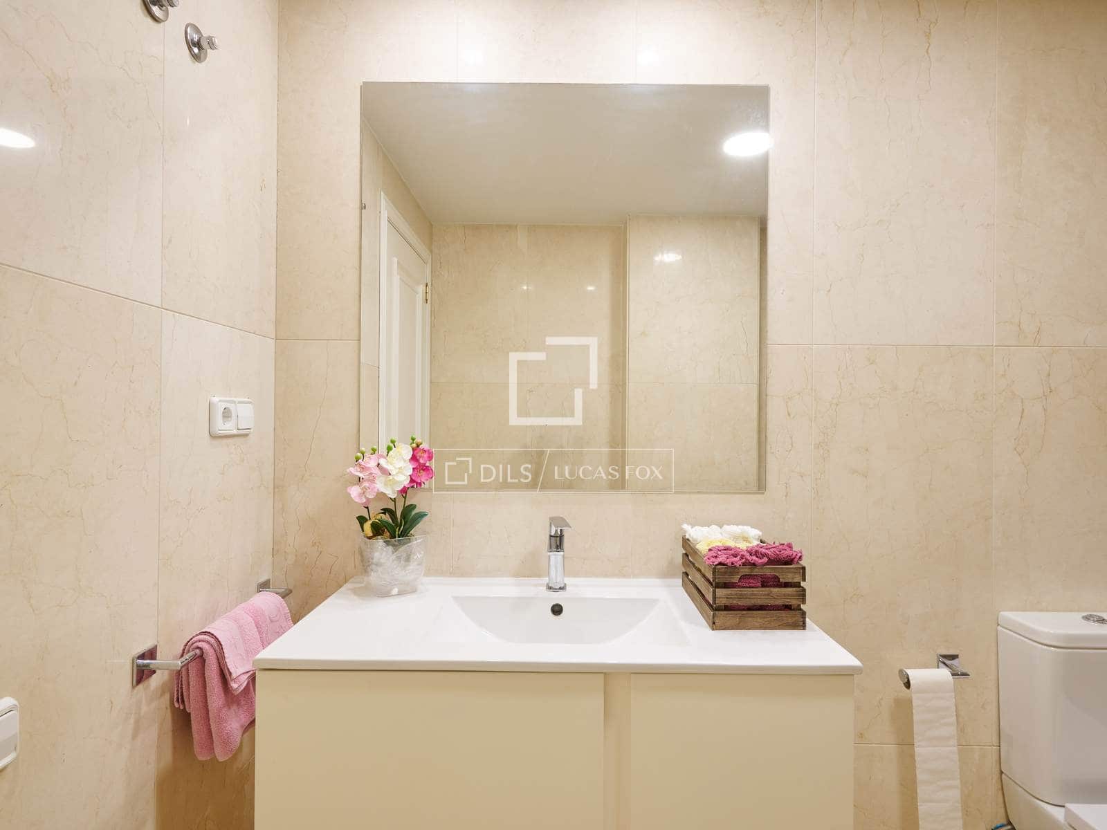 4 sypialnia Apartament do wynajęcia w Miasto Walencja z garażem - 3 200 € (Ref: 7225920)