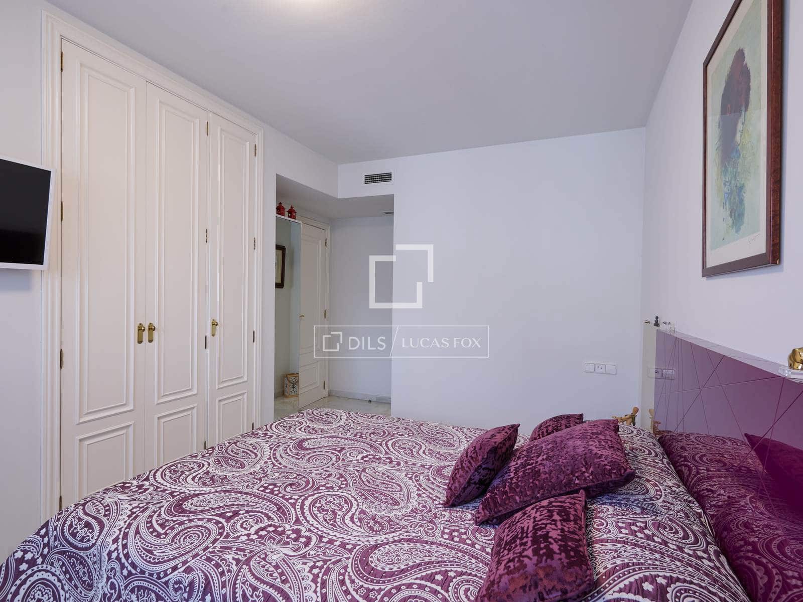 4 sypialnia Apartament do wynajęcia w Miasto Walencja z garażem - 3 200 € (Ref: 7225920)