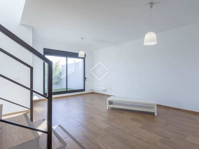 4 soveværelse Villa til leje i Godella med swimmingpool garage - € 3.200 (Ref: 7225924)